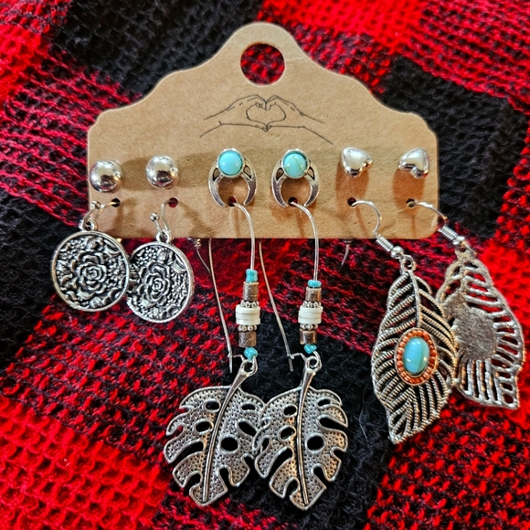 *Free with 30$ purchase Western earrings - Picture 1 of 1